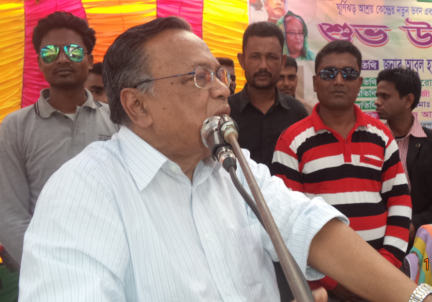 বর্তমান সরকার প্রতিটি ঘরে বিদ্যুৎ পৌঁছে দিতে কাজ করছে  -পররাষ্ট্রমন্ত্রী এএইচ মাহমুদ আলী