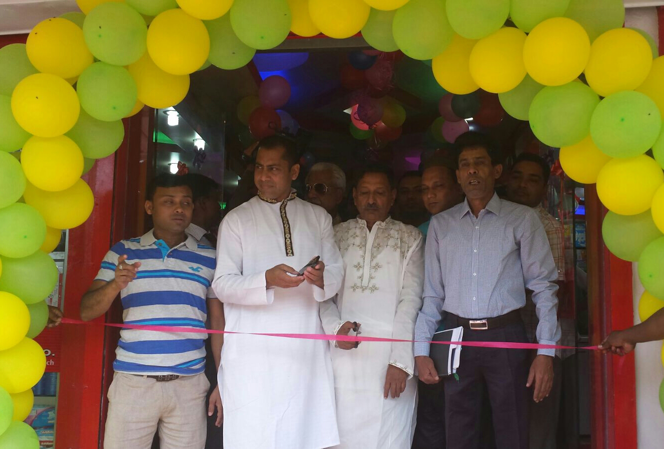 অর্থনৈতিক উন্নতি প্রতিষ্ঠায় ব্যবসায়ীরা অগ্রণী ভ’মিকা পালন কওে থাকেন- মেয়র সিরাজুল জব্বার চৌধুরী 