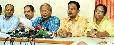 পুলিশের সাঁড়াশি অভিযানে বিএনপির দুই হাজারের বেশী নেতাকর্মীকে গ্রেফতার: চলমান অভিযান গণতন্ত্রকামী রাজনৈতিক দলের নেতাকর্মীদের ওপর জুলুম করার জন্য -রিজভী