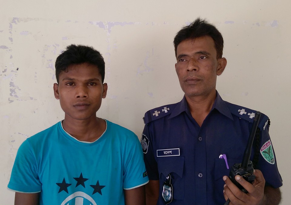 মৌলভীবাজারে ইয়াবা বিক্রেতা গ্রেফতার