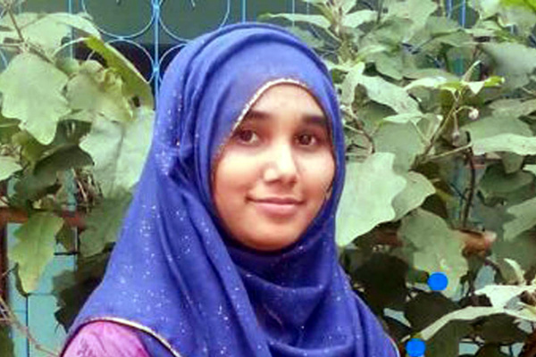 খাদিজার বাবা ও ভাই দেশে আসছেন