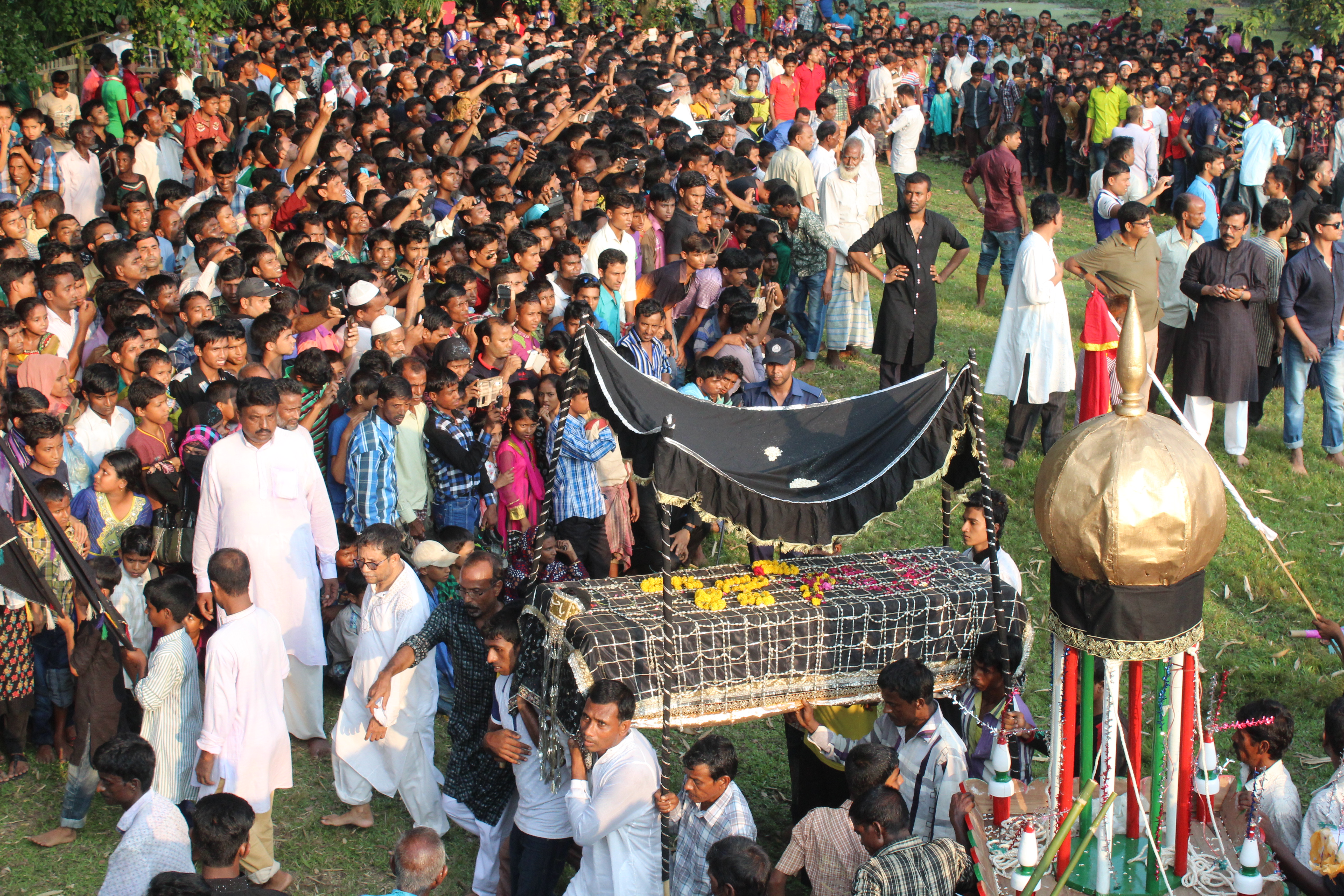 হায় হোসেন হায় হোসেন ধ্বনিতে প্রকম্পিত কুলাউড়ার নবাব বাড়ি