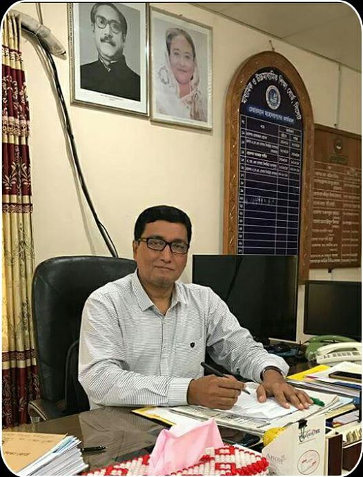 কুকুর মানুষ কামড়ালে সংবাদ হয় না; কিন্তু মানুষ কুকুরকে কামড়ালে সংবাদ হয়