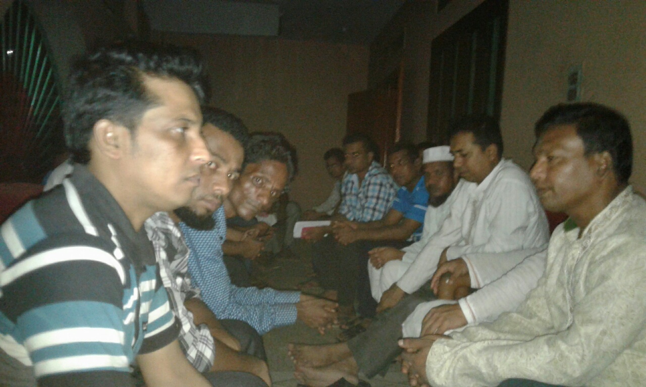 সাংবাদিক হয়রানির প্রতিবাদে মানববন্ধন ও সমাবেশ