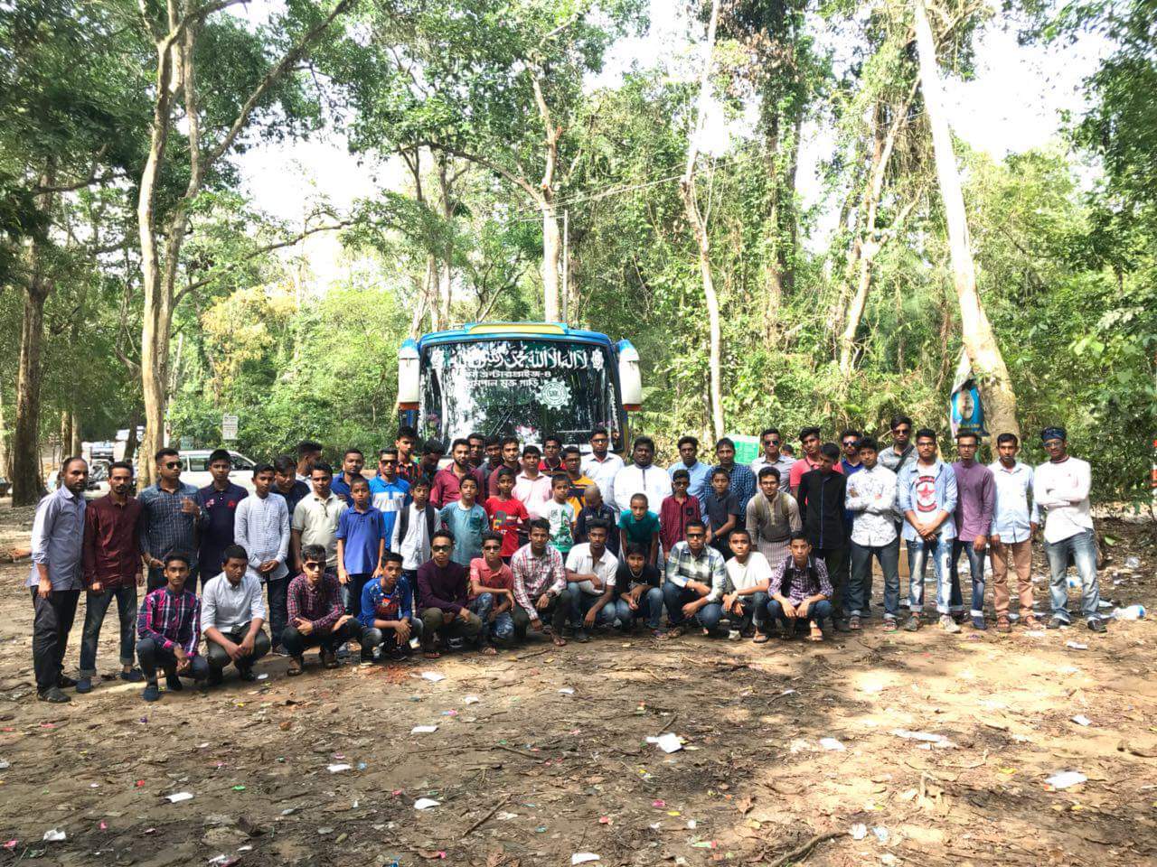 বড়লেখা উপজেলার দৌলতপুর বাজার ক্রিকেট ক্লাবের বার্ষিক আনন্দ ভ্রমণ সম্পন্ন