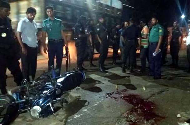 আরিফের বাসার সামনে গুলাগুলিতে ছাত্রদল নেতা নিহত