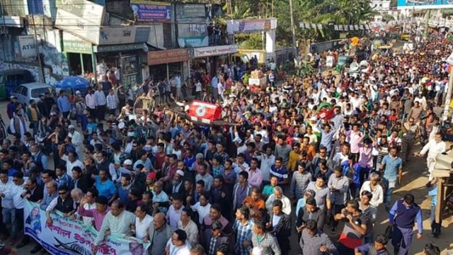 নৌকা প্রতীকের সমর্থনে বিয়ানীবাজার পৌরশহরে বিশাল প্রচার মিছিল