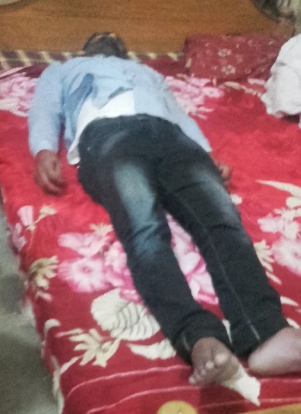 বড়লেখায় গ্রামীণ ব্যাংকের মাঠ কম’ী আত্নহত্যার খবর পাওয়া গেছে।