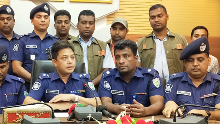 বাবা – চাচা মিলে ঘুমন্ত তুহিনকে খুন করে