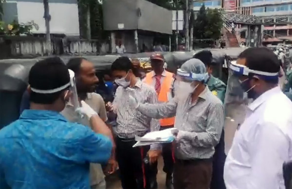 সিলেটে সিসিকের অভিযানে দ্বিতীয় দিনে ১৬ মামলা,২৭ হাজার টাকা জরিমানা
