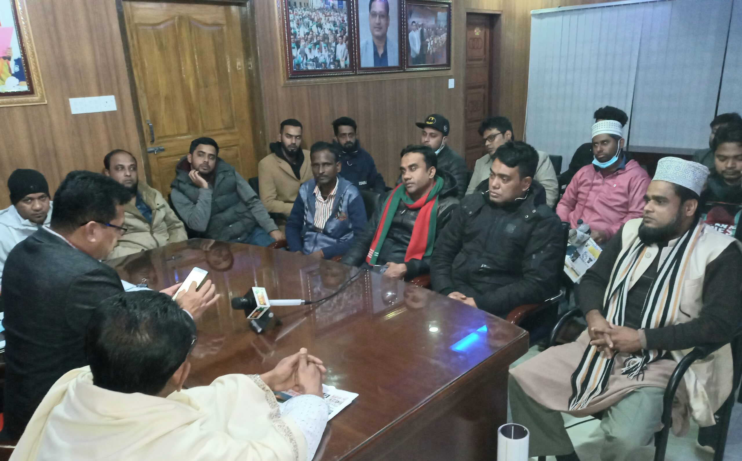 বিয়ানীবাজার পৌরসভার কর্মকান্ড নিয়ে মেয়রের চা-চক্র