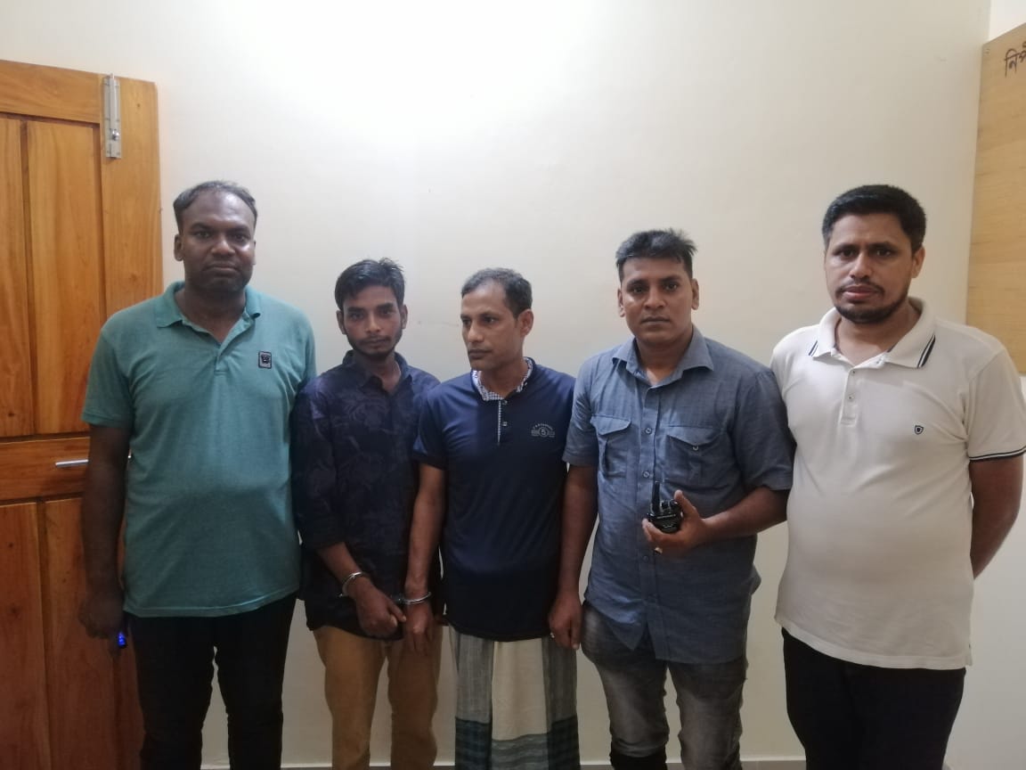 বিয়ানীবাজারে ৭০ পিস ইয়াবা সহ ২ জন মাদক ব্যবসায়ী আটক