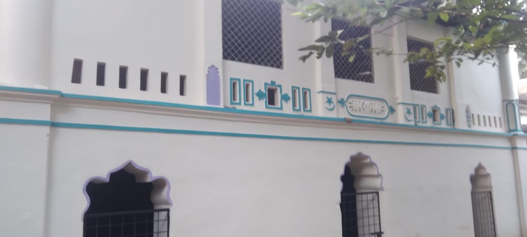 হাজার বছরের ঐতিহ্যবাহী দেওগাঁও শাহী জামে মসজিদে নেই যাতায়াতের রাস্তা