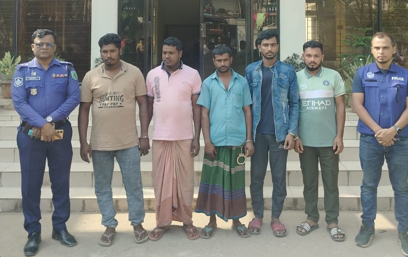 বাহুবলে সন্ত্রাসবিরোধী মামলায় ৫ জন গ্রেফতার