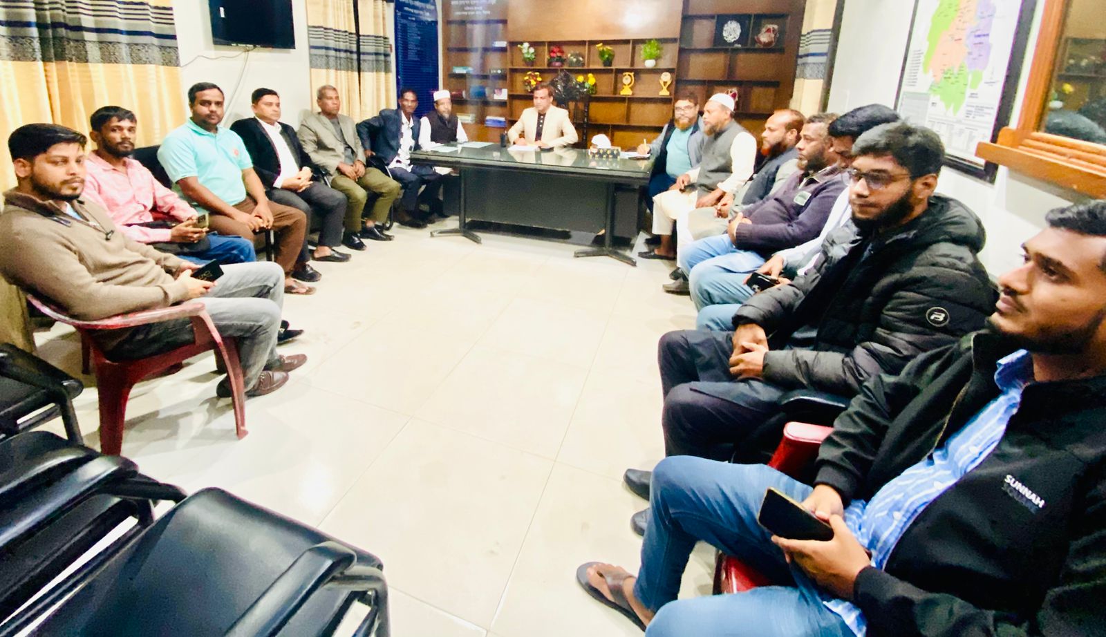 গোলাপগঞ্জে নবাগত ওসির সাথে সাংবাদিকদের চা–চক্র ও মতবিনিময় অনুষ্ঠিত