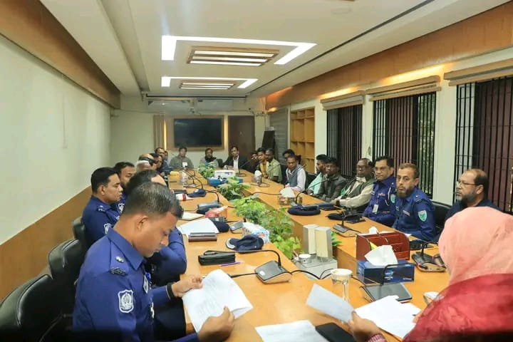‎আসন্ন বড়দিনে শান্তি ও নিরাপত্তা নিশ্চিতে হবিগঞ্জে পুলিশ সুপারের সঙ্গে গির্জা প্রতিনিধিদের মতবিনিময়