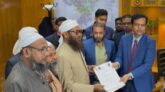 বরিশাল-৪ আসনে হাতপাখার প্রার্থী হিসেবে মনোনয়ন জমা দিলেন মুফতি সৈয়দ এসহাক