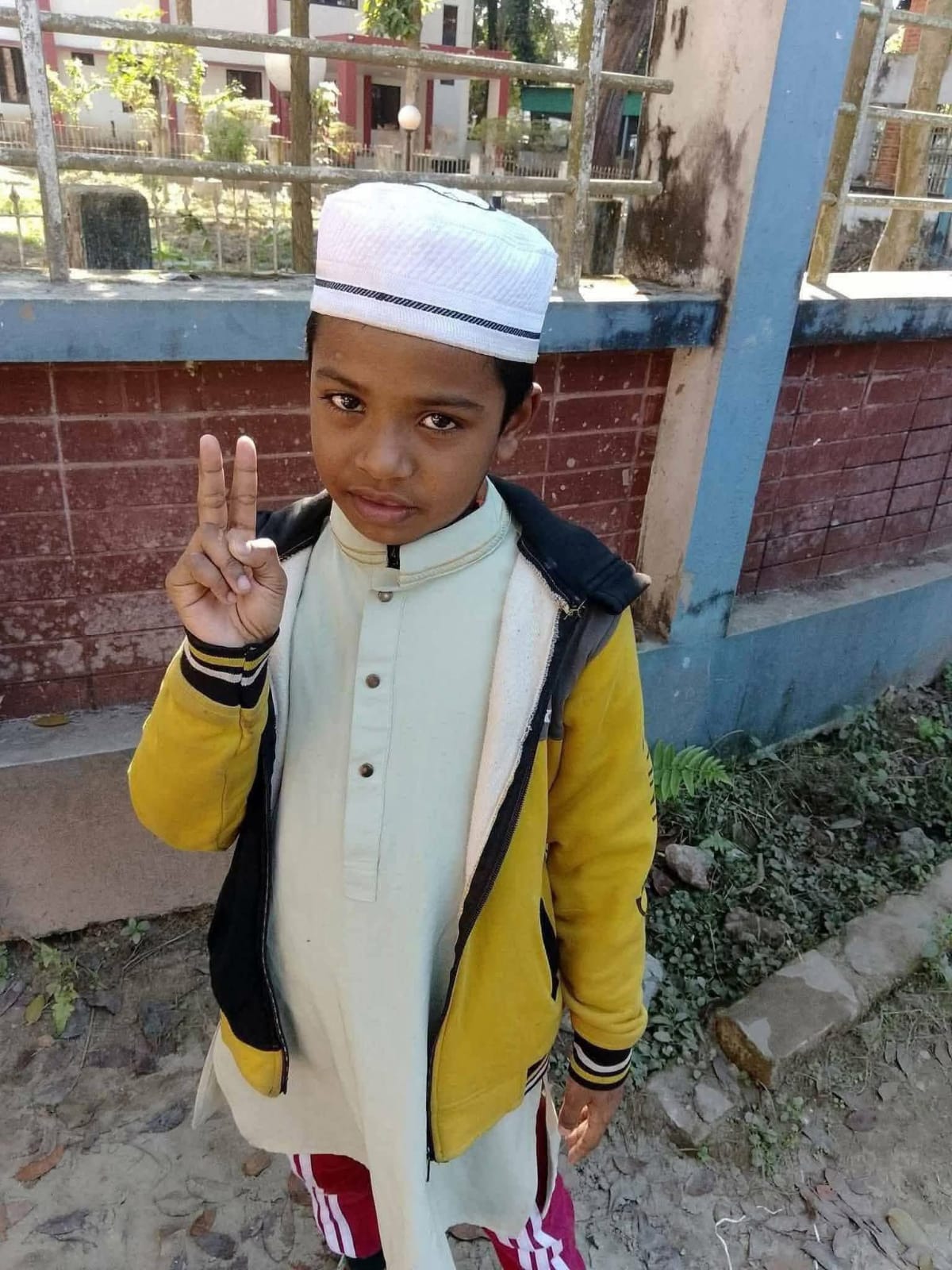 হবিগঞ্জে চোখ উপড়ে ফেলা অবস্থায় মাদ্রাসা ছাত্রের মরদেহ উদ্ধার