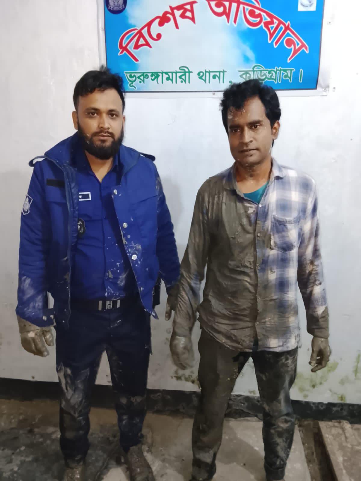 ভূরুঙ্গামারীতে পুলিশের অভিযানে ওয়ারেভূক্ত আসামি দীপু গ্রেপ্তার