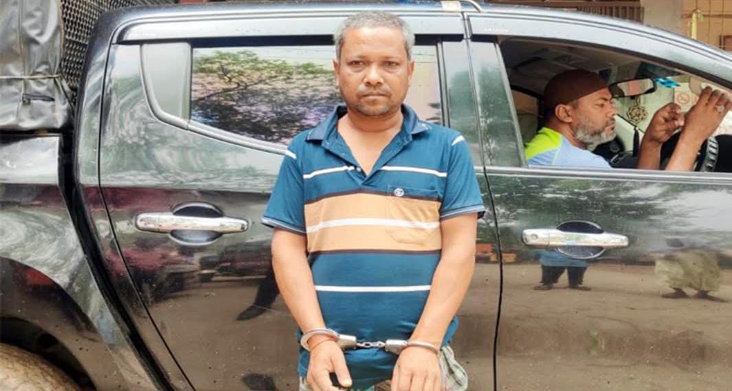 ‎মাধবপুরে ডিএনসির অভিযানে ৪ বোতল বিদেশি মদসহ আটক ১