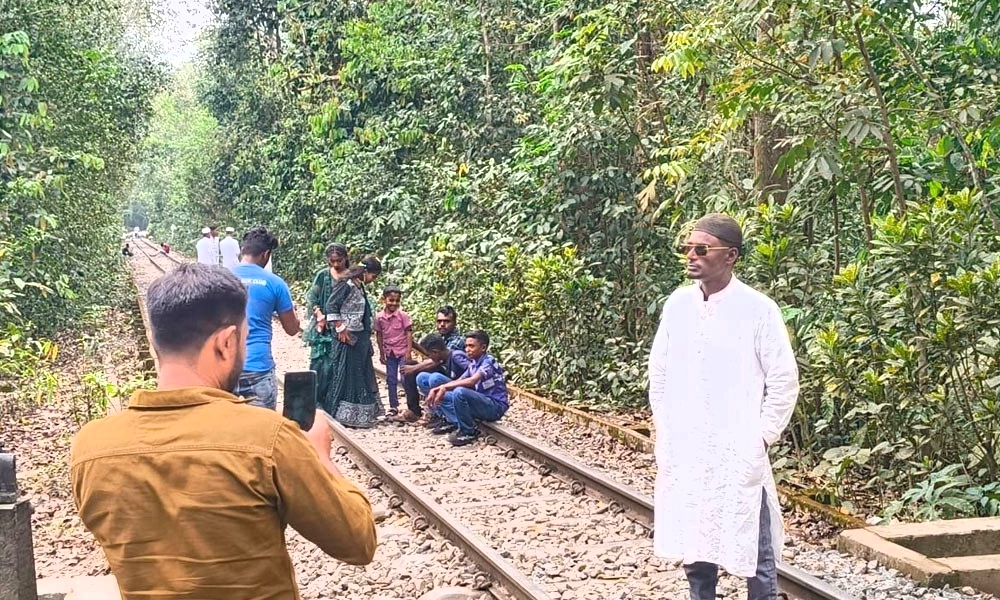 লাউয়াছড়ার রেললাইন সৌন্দর্যের আড়ালে নীরব মৃত্যুফাঁদ