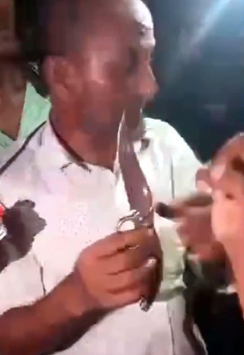 ‎হবিগঞ্জে বিকাশ  ব্যবসায়ীর ৬ লাখ টাকা ছিনতাই, জনতার হাতে আটক ২