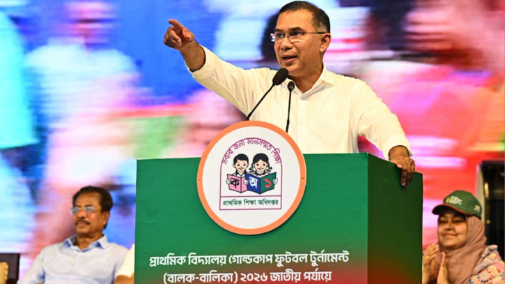 খেলাধুলার পাশাপাশি লেখাপড়াতেও এগিয়ে যেতে হবে : প্রধানমন্ত্রী