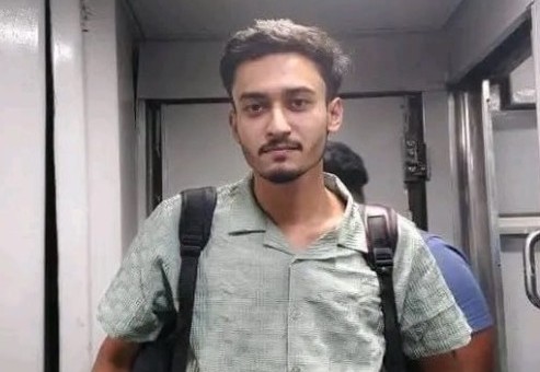 ভারতে নিহত শিক্ষার্থীর মরদেহ ৯ দিন পর দেশে, সৎকার সম্পন্ন