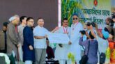 রাজশাহীতে আখচাষিদের প্রণোদনা তালিকায় বিএনপির এমপি চাঁদের নাম, বিতর্ক তুঙ্গে