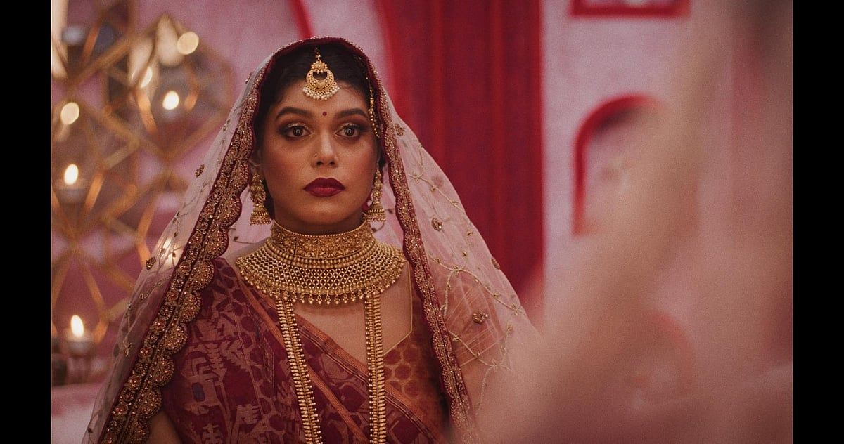 সেরা অভিনেত্রীর পুরস্কার পেলেন জাইনীন