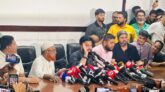 নেতা-কর্মী নিয়ে প্রেসক্লাবে ইশরাক হোসেন, সংবাদ সম্মেলনে কথা বলছেন